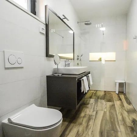 Emma Istria In Istria With Sea View, Pool Heating And Underfloor Heating Villa