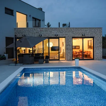 Villa Emma Istria In Istria With Sea View, Pool Heating And Underfloor Heating