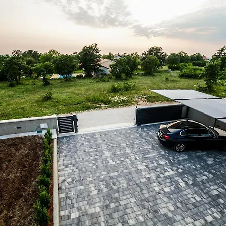 Emma Istria In Istria With Sea View, Pool Heating And Underfloor Heating * Jursici